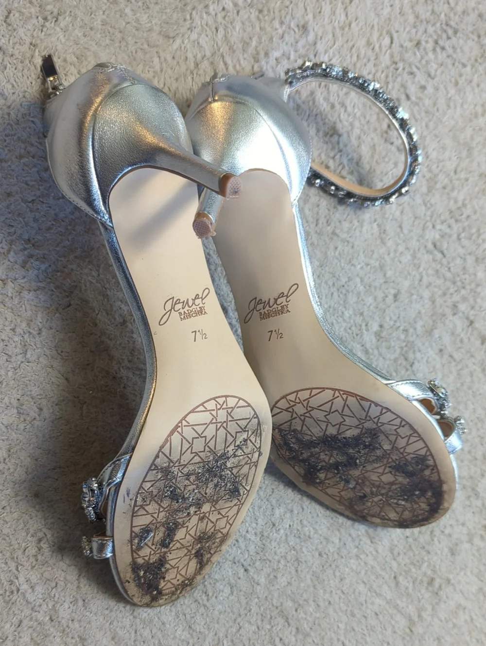 Jewel Badgley Mischka Size 7.5 Silver Rhinestone Strappy Stiletto Heel